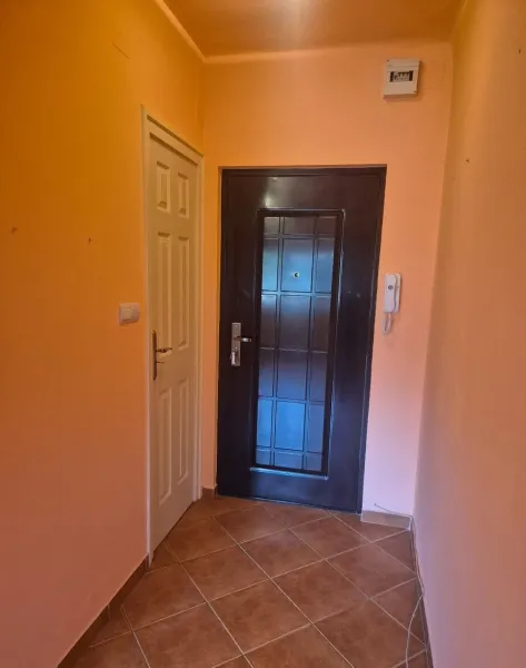 Kompaktné a tiché bývanie bez starostí: Zrekonštruovaná garzónka pri 7. sídlisku (Komárno) - Foto 2