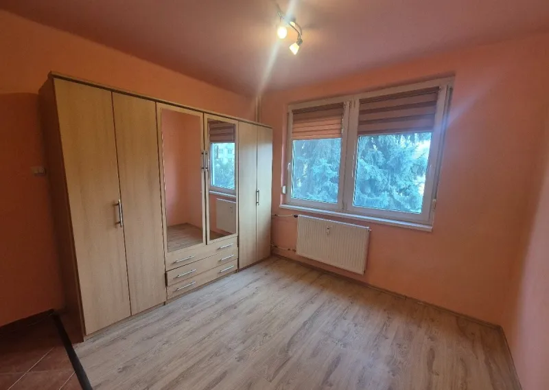 Kompaktné a tiché bývanie bez starostí: Zrekonštruovaná garzónka pri 7. sídlisku (Komárno) - Foto 3