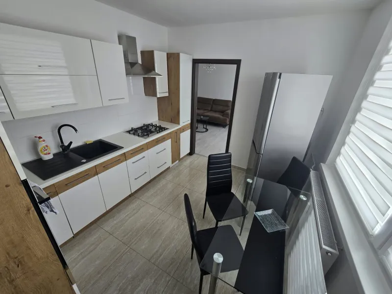 3-izbový byt pri stanici - Foto 1