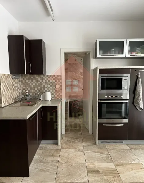 Moderné bývanie bez jediného eura navyše: Zariadený 3-izbový byt 73 m² s loggiou (Nové Zámky, Šoltésova ul. – JUH) - Foto 1