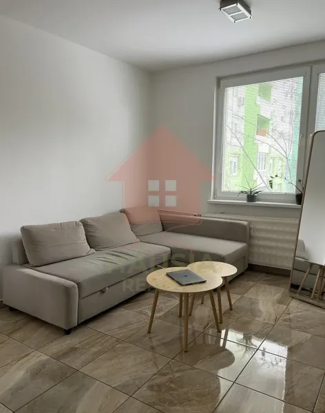 Moderné bývanie bez jediného eura navyše: Zariadený 3-izbový byt 73 m² s loggiou (Nové Zámky, Šoltésova ul. – JUH) - Foto 2