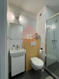 Prenájom krásnej prerobenej garsónky - Foto 3